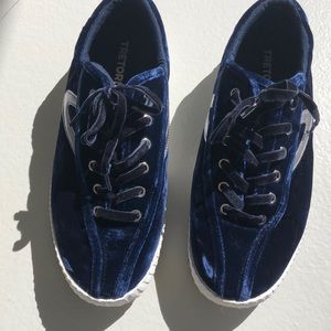 Tretorn Velvet Navy Nylite Plus Sneaker